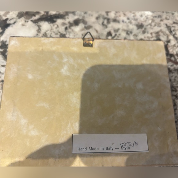 Mini vintage gallery wall. - Picture 6 of 9